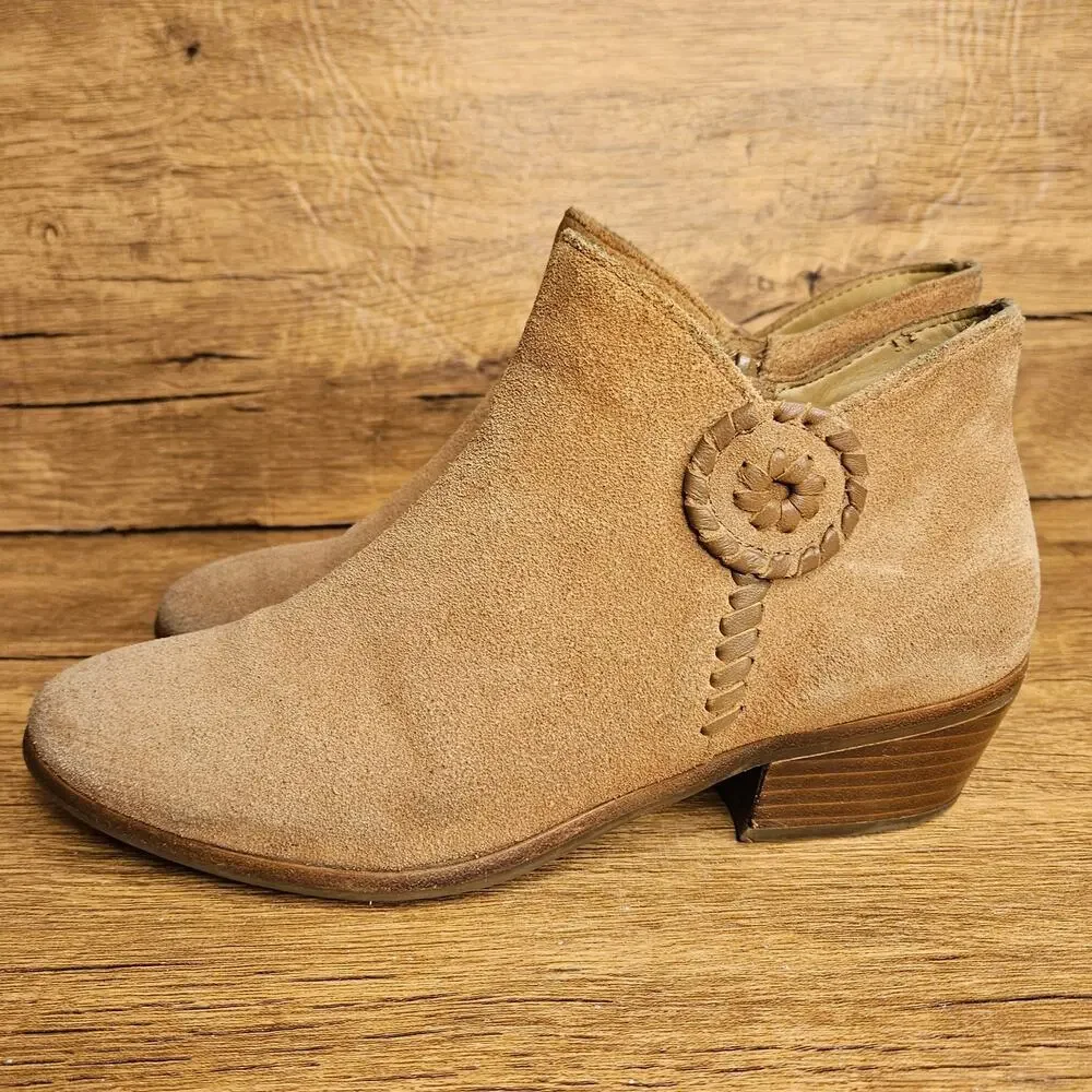 Jack Rogers Peyton Tan Suede ankle boot size 7M side zip